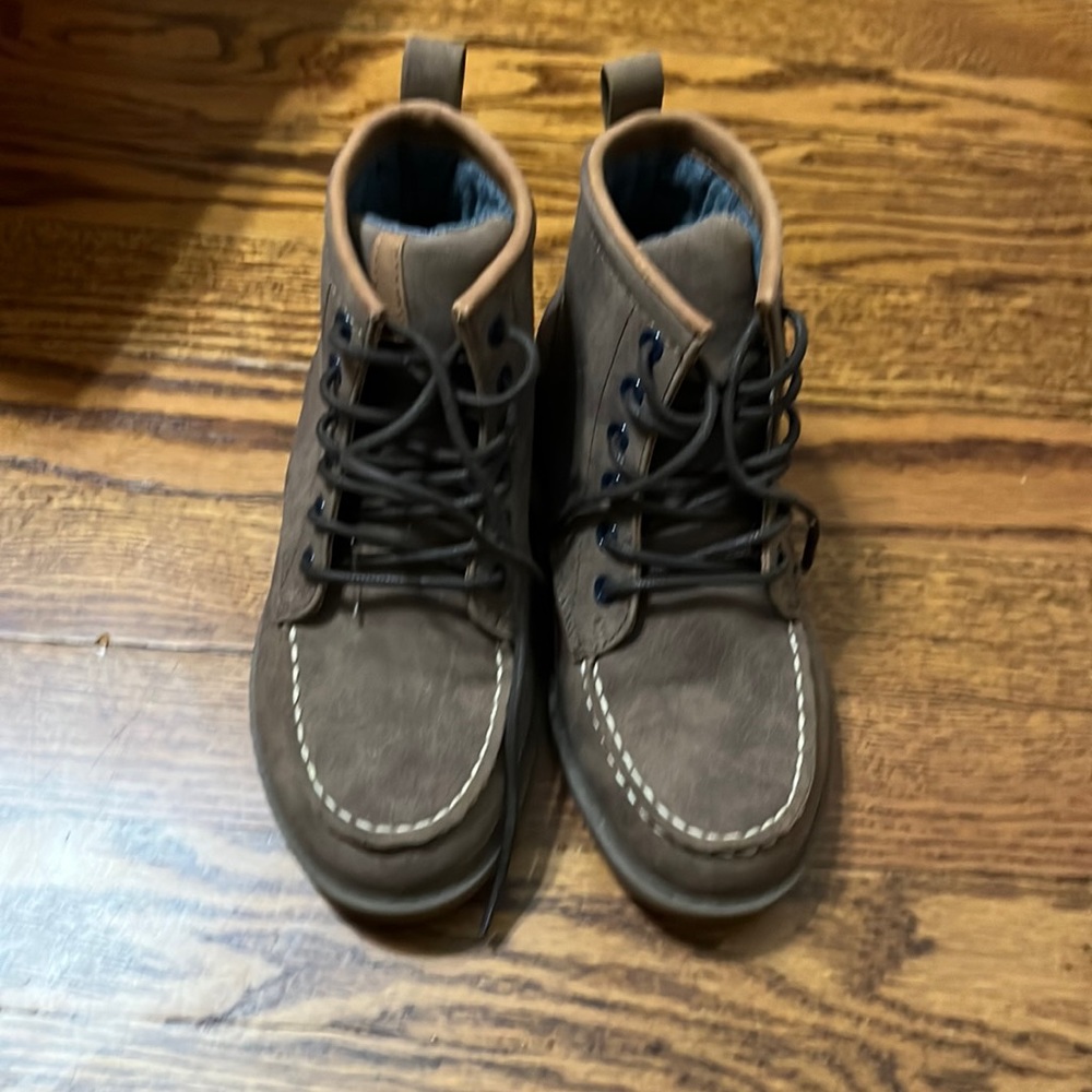 Boys Freeman boots; worn 1 time. Size 12.5